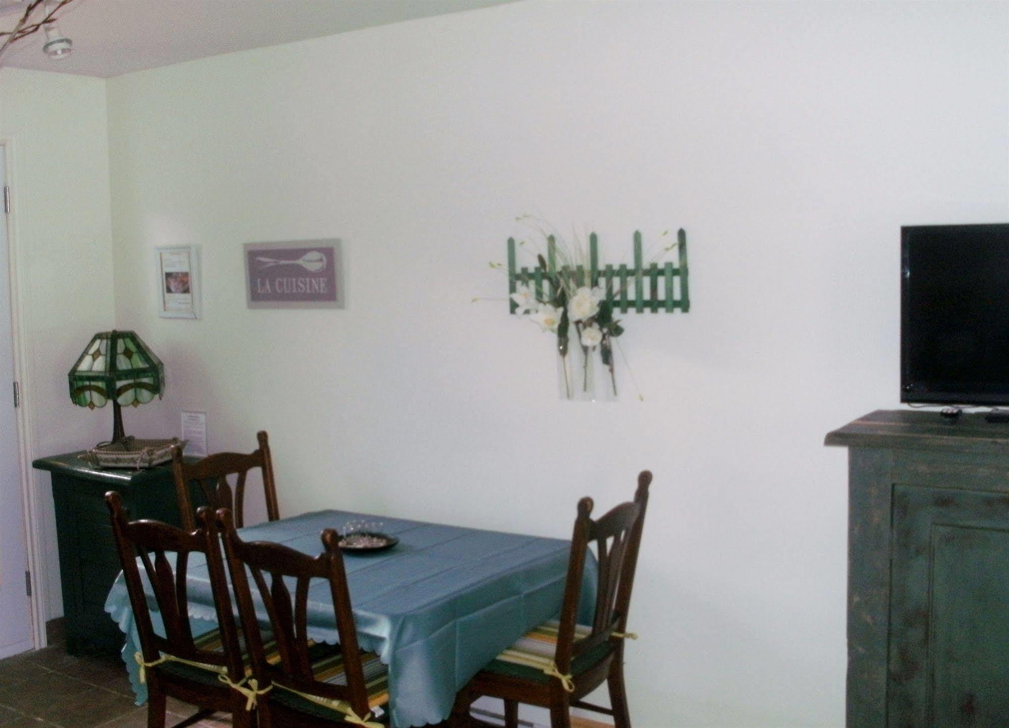 Motel Fleur de Lys Magog Extérieur photo
